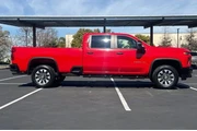 $39938 : Chevrolet Silverado 2500HD 2 thumbnail