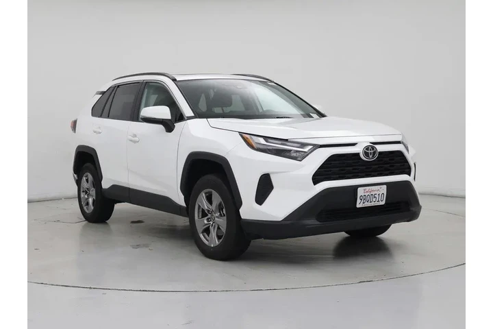 $26998 : Toyota RAV4 2022 XLE 4dr SUV image 1
