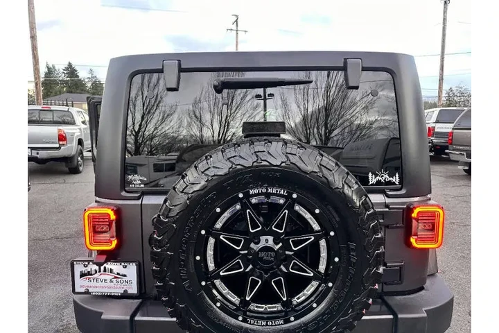 $22900 : 2016 Wrangler Unlimited Sahara image 9