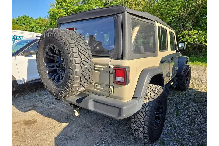 $27558 : Jeep Wrangler Unlimited 2022 image 4