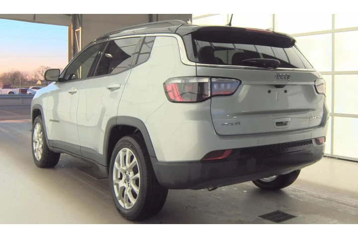 $23990 : Jeep Compass 2025 4x4 Limite image 7