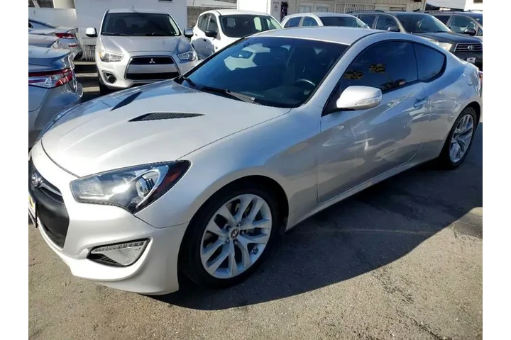 $12799 : 2015 Genesis Coupe image 5