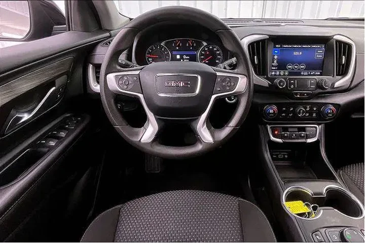 $24995 : GMC Terrain 2023 AWD SLE 4dr image 5