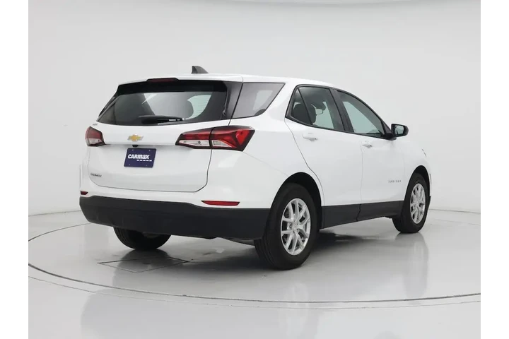 $22998 : Chevrolet Equinox 2024 LS 4d image 8
