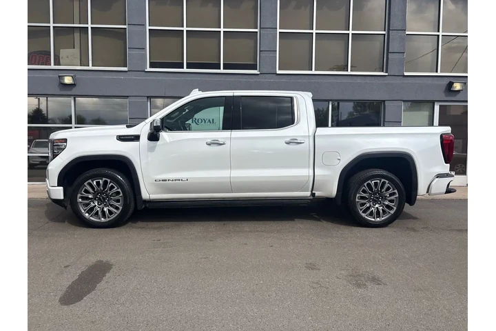 $46995 : 2025 GMC Sierra 1500 4WD Crew image 9