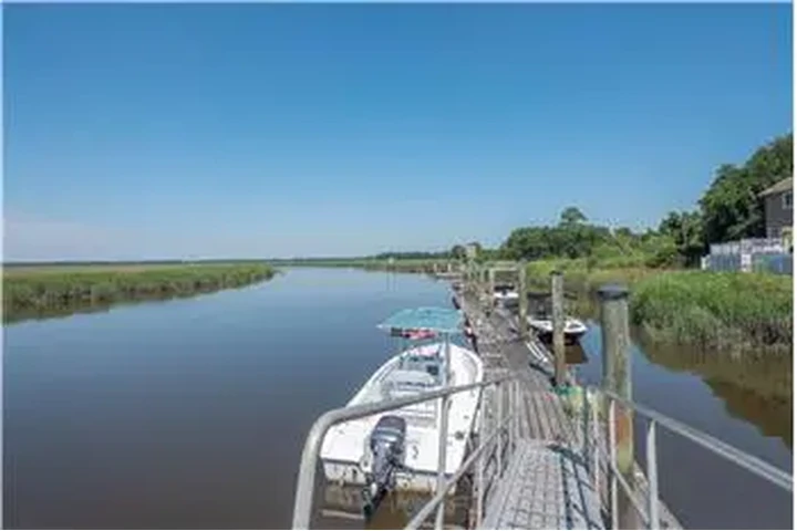 $1400 : Rental property with 1 bedro image 3