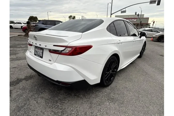 $29888 : Toyota Camry 2025 SE 4dr Sed image 8