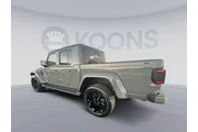 $31000 : Jeep Gladiator 2022 4x4 Over thumbnail