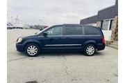 $7450 : 2016 Town and Country Touring thumbnail