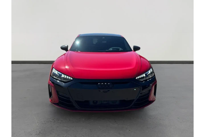 Audi RS e-tron GT 2022 AWD q image 8