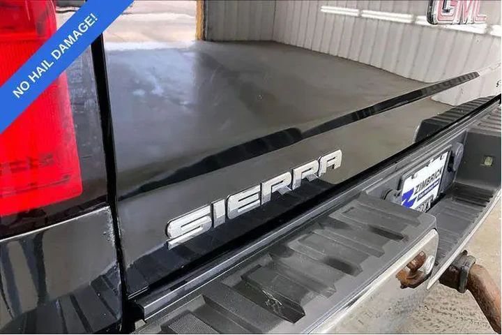 $17990 : GMC Sierra 1500 2016 4x4 SLE image 9
