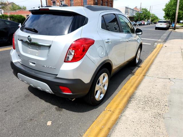 2016 Encore Base FWD image 5