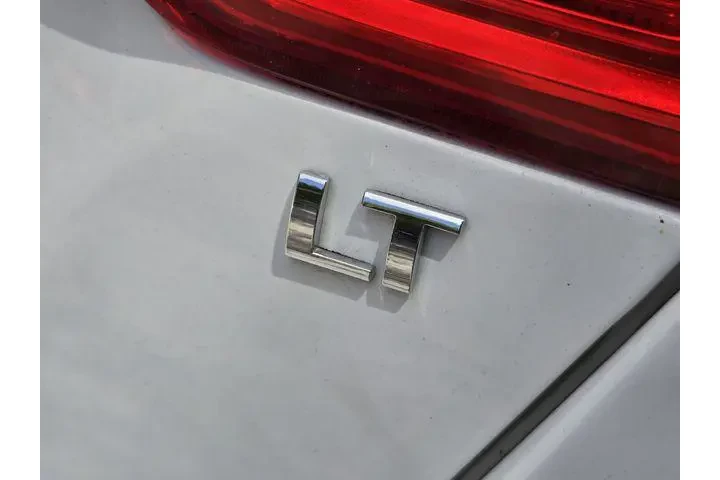 $19445 : Chevrolet Impala 2020 LT 4dr image 9