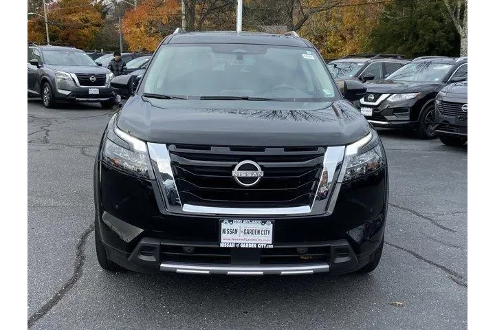 $33995 : Nissan Pathfinder 2025 AWD S image 2