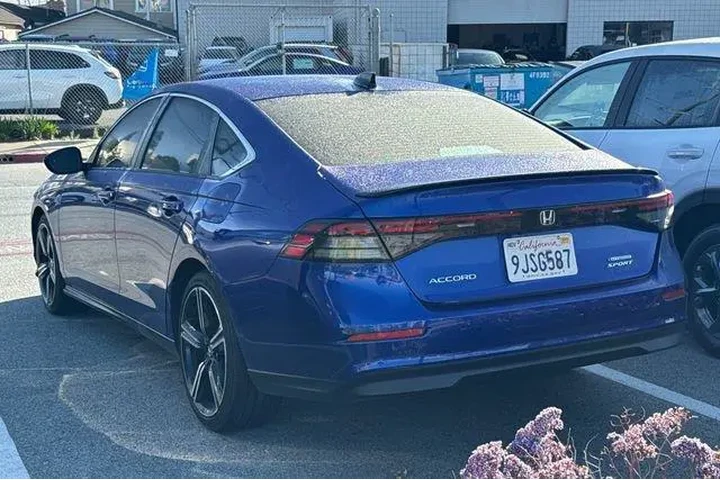 $27999 : Honda Accord Hybrid 2024 Spo image 4