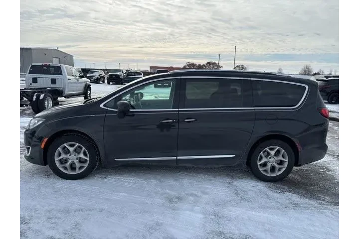 $19367 : Chrysler Pacifica 2019 Touri image 4