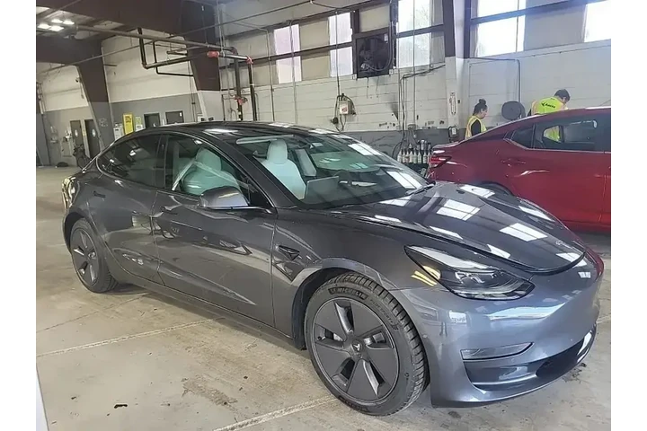 $22690 : Tesla Model 3 2022 4dr Sedan image 2