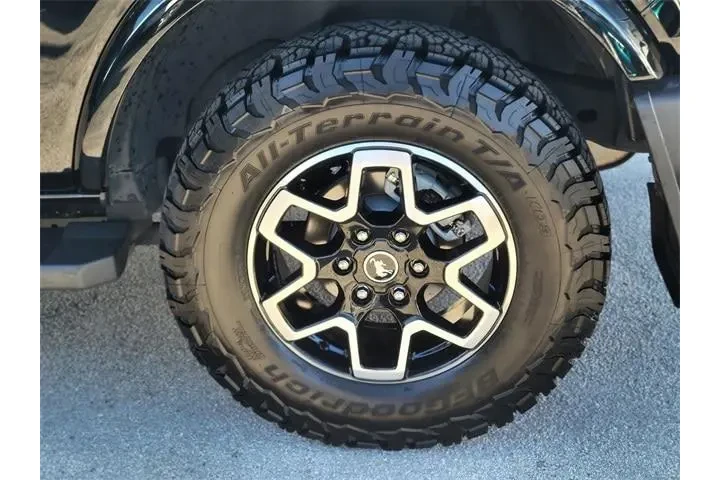 $33791 : Ford Bronco 2021 4x4 Outer B image 7