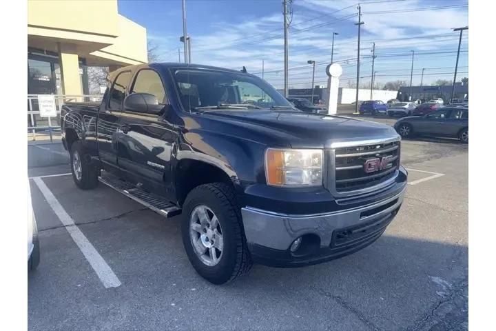 $10977 : GMC Sierra 1500 2011 4x4 SLE image 4