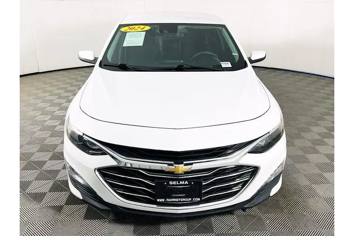 $19775 : Chevrolet Malibu 2024 LT 4dr image 2