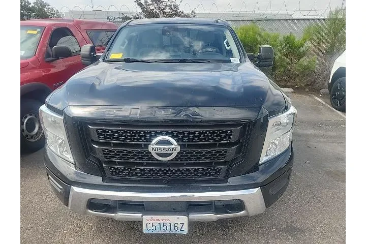 $29991 : Nissan Titan 2021 4x4 SV 4dr image 2