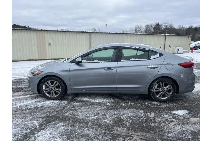 $12995 : Hyundai ELANTRA 2017 SE 4dr image 8
