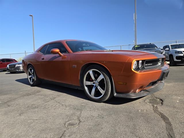 $21901 : Pre-Owned 2011 CHALLENGER SRT8 image 1