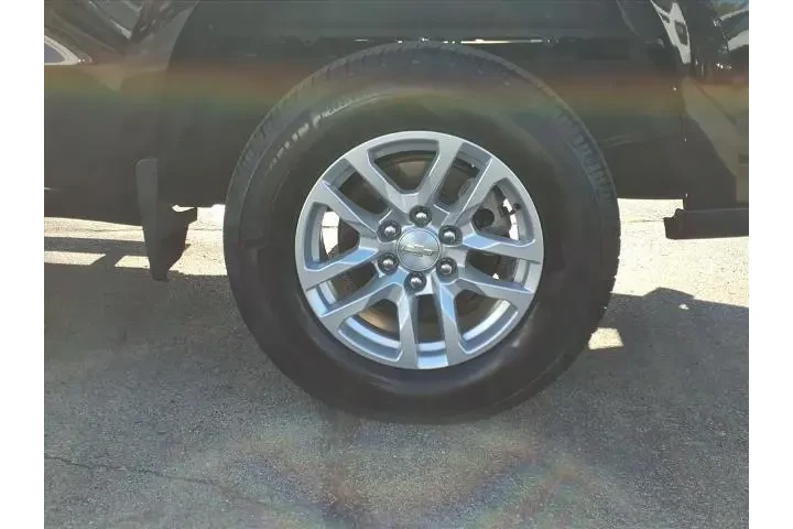 $27988 : Chevrolet Silverado 1500 202 image 8