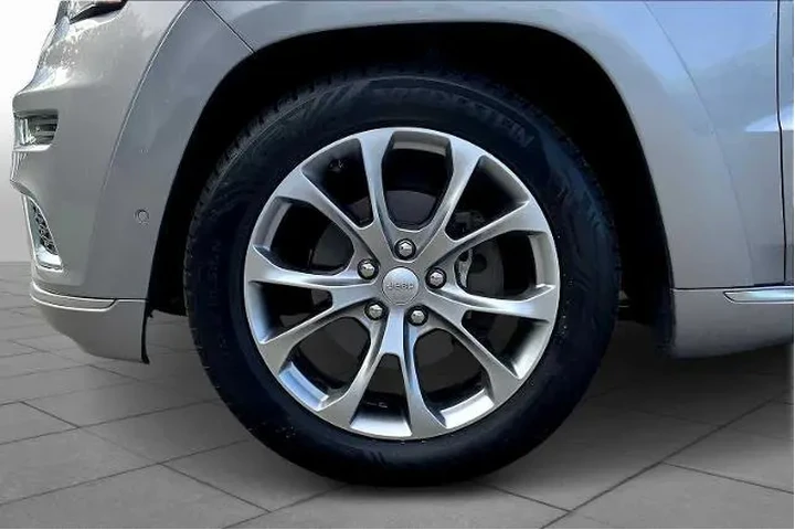 $28888 : Jeep Grand Cherokee 2020 4x4 image 10