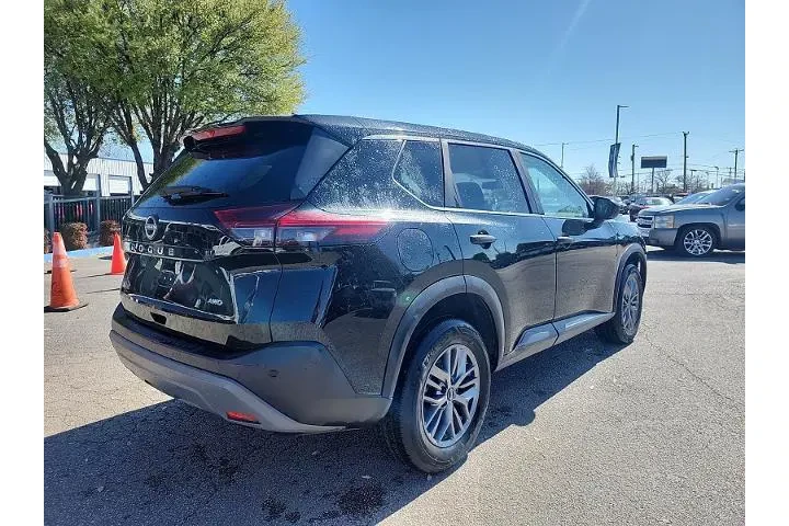 $17998 : Nissan Rogue 2023 AWD S 4dr image 3