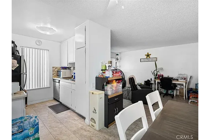 $3000 : SINGLE 3BEDROOM HOUSE FOR RENT image 4