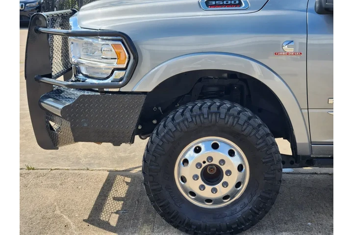 Ram 3500 2024 4x4 Limited 4d image 5