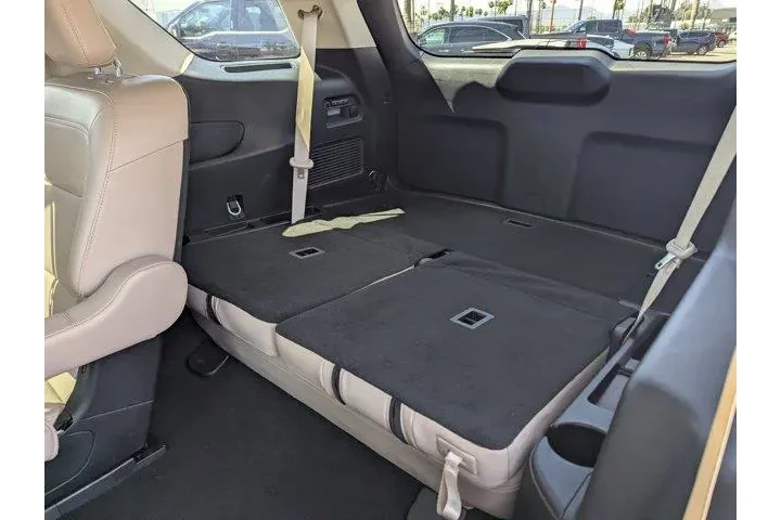 $32999 : Ford Explorer 2023 AWD Limit image 9