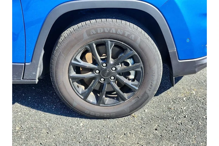 $22000 : Jeep Cherokee 2023 4x4 Altit image 8