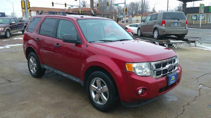 $7999 : 2009 Escape XLT image 5