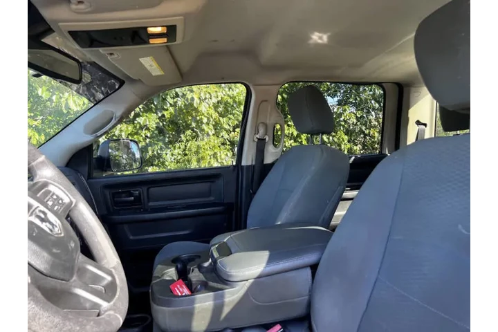 $21995 : 2016 RAM 2500 Tradesman image 8