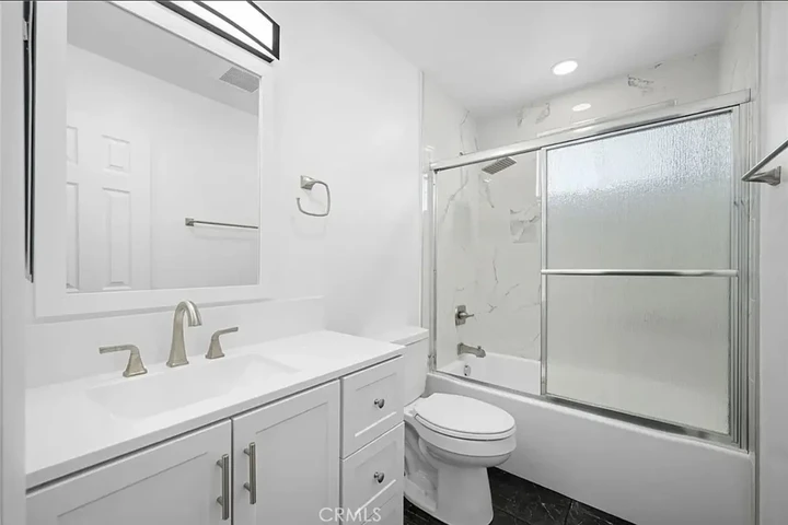 $1200 : Almeria St  San Pedro, CA image 1