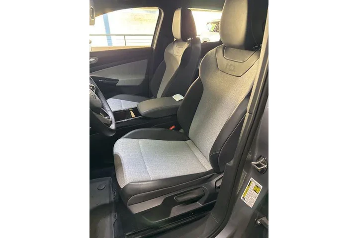 $22490 : Volkswagen ID.4 2023 Pro 4dr image 5
