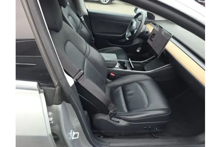 $16900 : Tesla Model 3 2017 Standard image 5