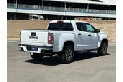 $31989 : GMC Canyon 2022 4x4 AT4 4dr thumbnail