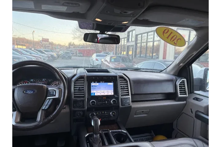 $35950 : 2019 F-150 Limited image 9