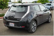 $8991 : Nissan LEAF 2017 SL 4dr Hatc thumbnail