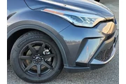 $18950 : Toyota C-HR 2021 LE 4dr Cros thumbnail