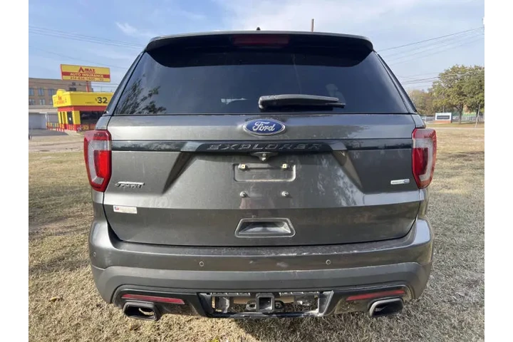 $14995 : 2017 Explorer Sport image 8