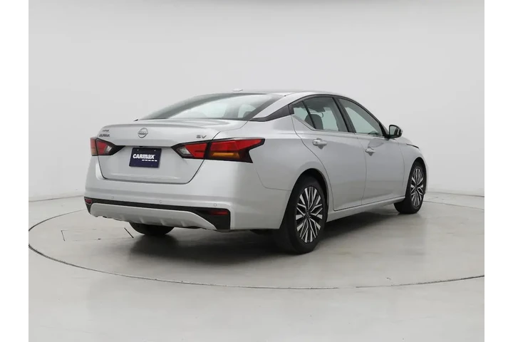 $19998 : Nissan Altima 2023 2.5 SV 4d image 8