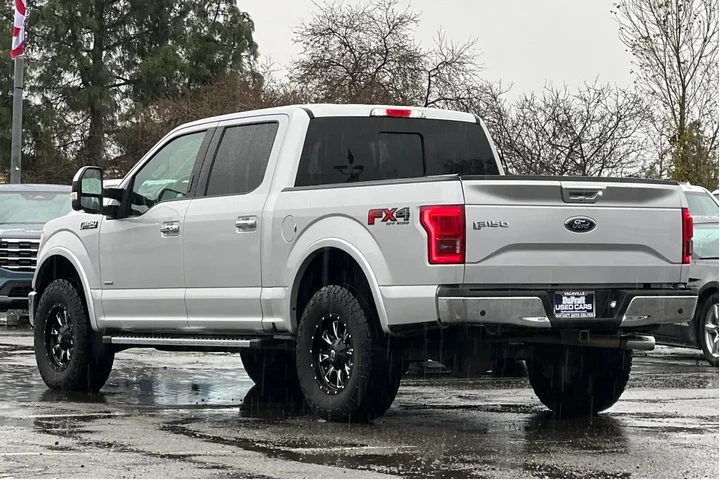 $27250 : Ford F-150 2016 4x4 Lariat 4 image 6