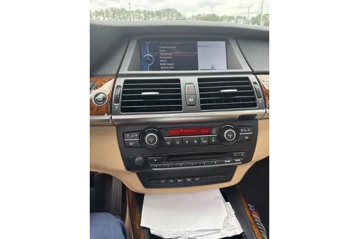 $10000 : BMW X5 2011 AWD xDrive50i 4d image 5