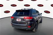 $20995 : Used 2018 Grand Cherokee Limi thumbnail