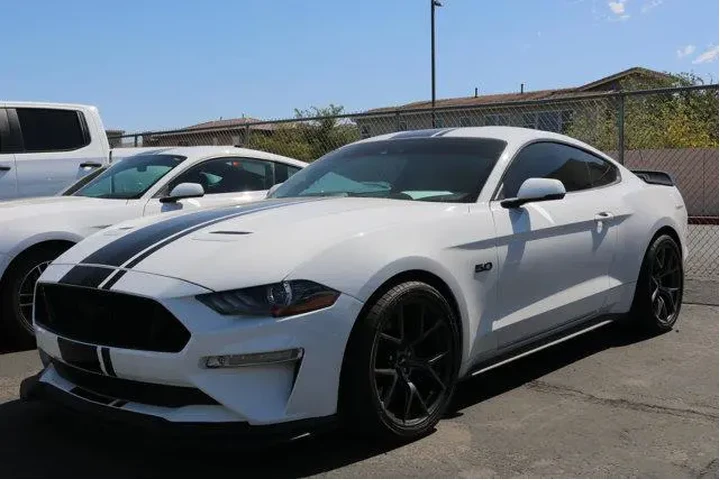 $36837 : Ford Mustang 2020 GT 2dr Fas image 2