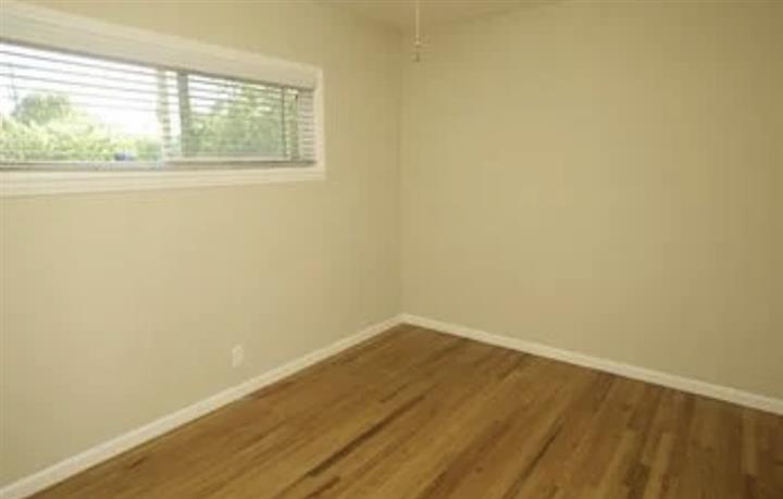 $1400 : 2BD, 1BTH APARTMENT FOR RENT image 6